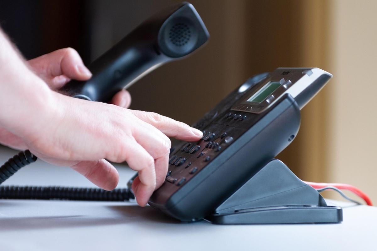 Scripts téléphoniques efficaces : modèles et astuces à personnaliser